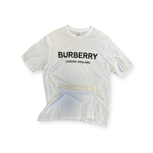 Burberry Logo Tee size XL