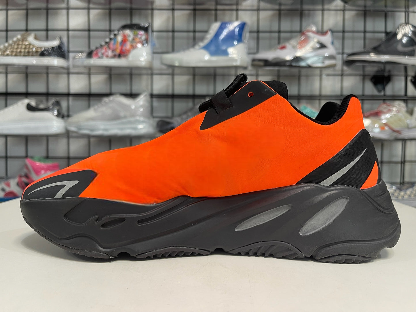 Adidas Yeezy 700 MNVN Orange size 9