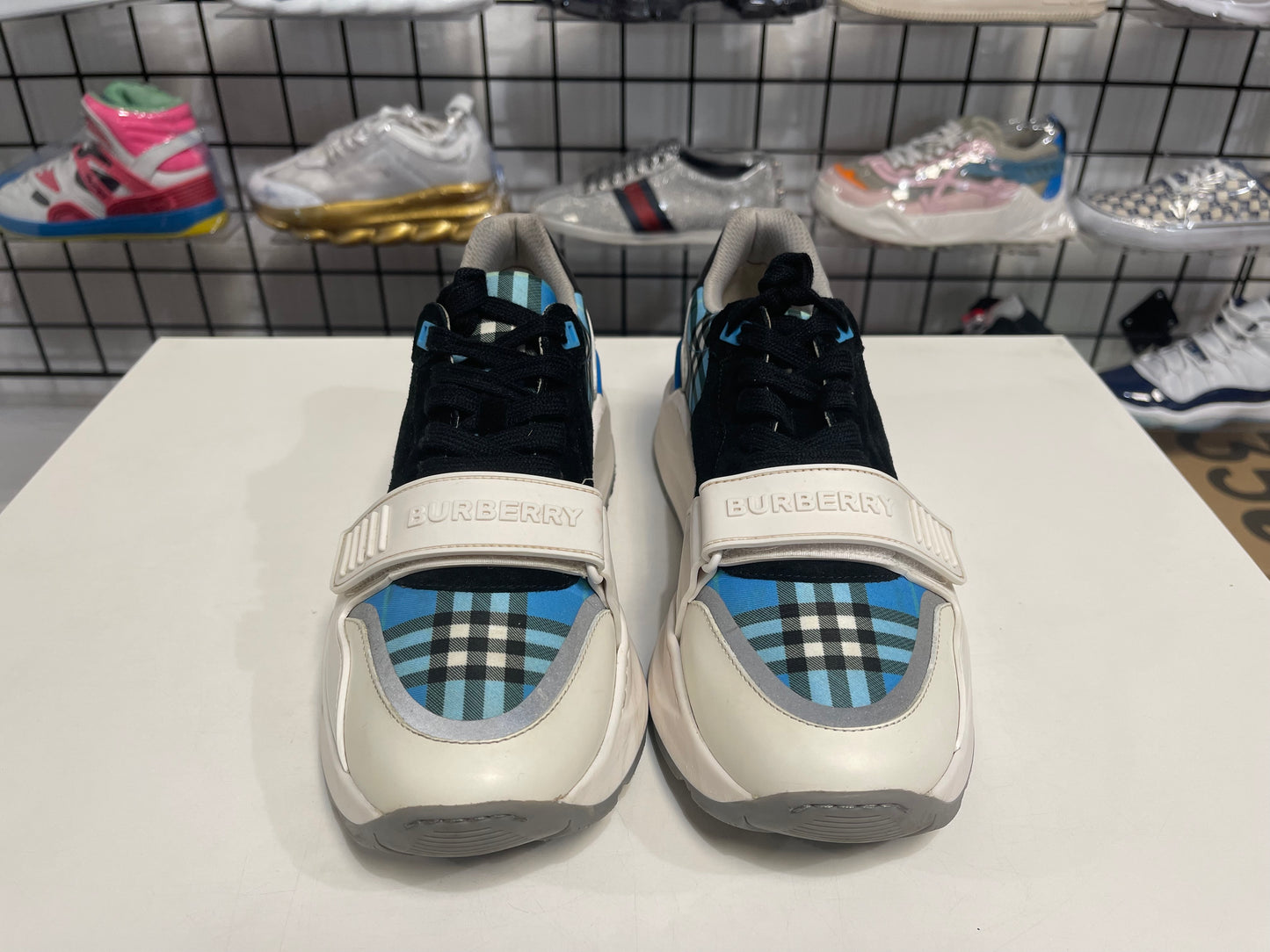 Burberry Ramsey Trainer Sneaker size 40