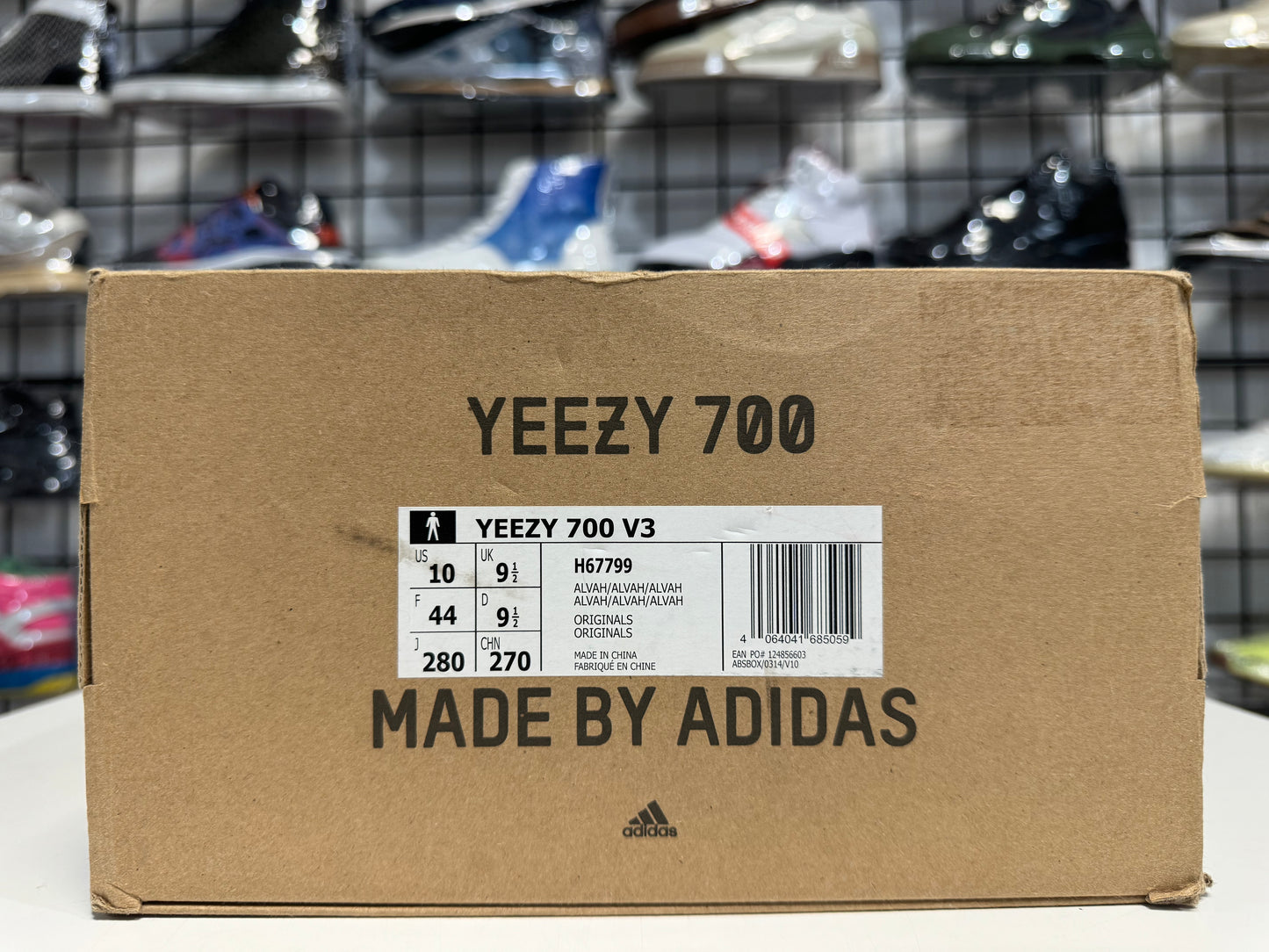 Adidas Yeezy 700 Alvah size 10