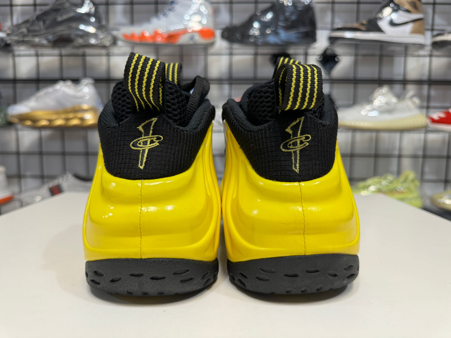 Nike Foamposite Wu-Tang size 9.5