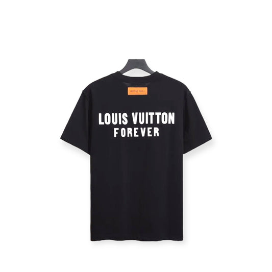 Brand New Louis Vuitton Tee Size M