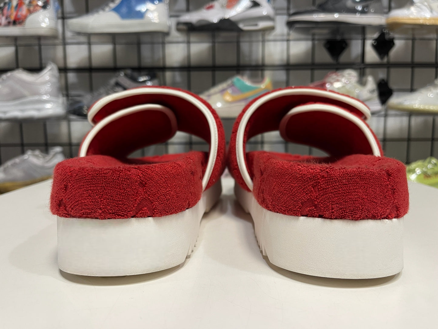 Gucci X Adidas Red Slide size 8G
